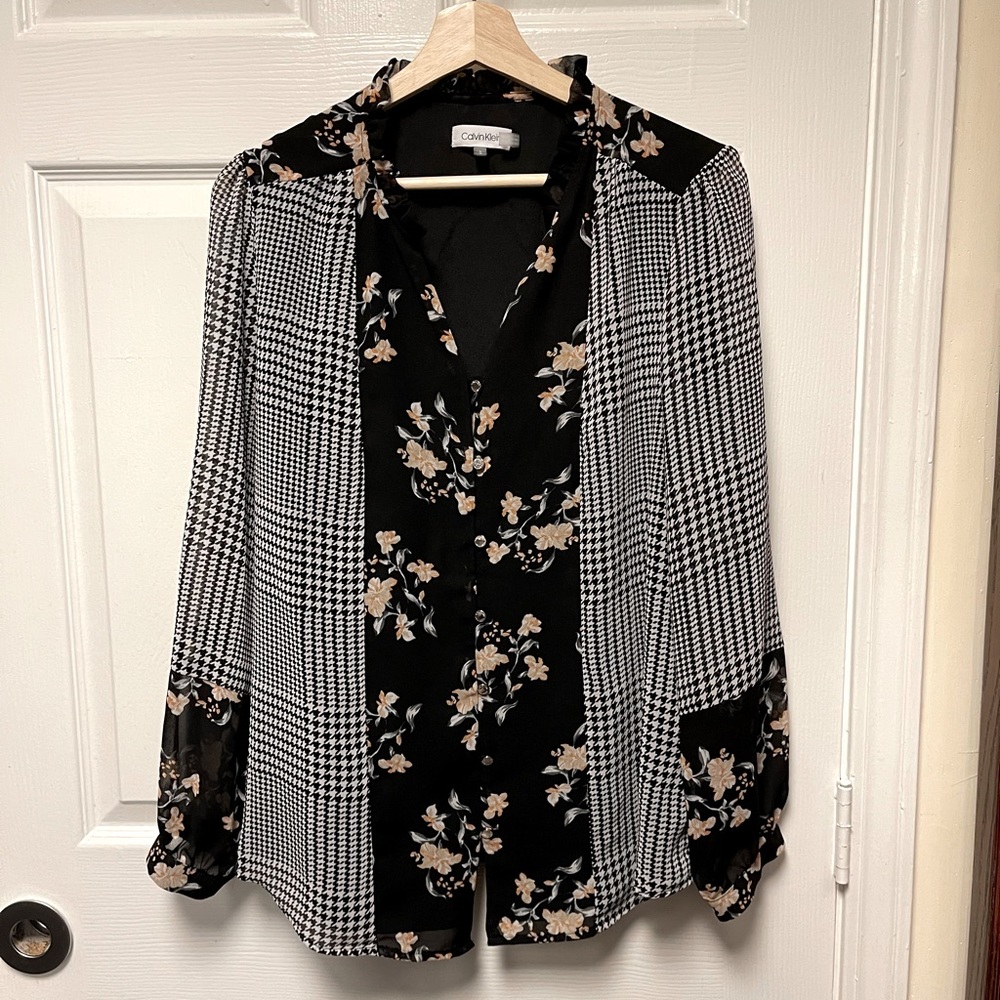 Calvin Klein Blouse Black with Patterns